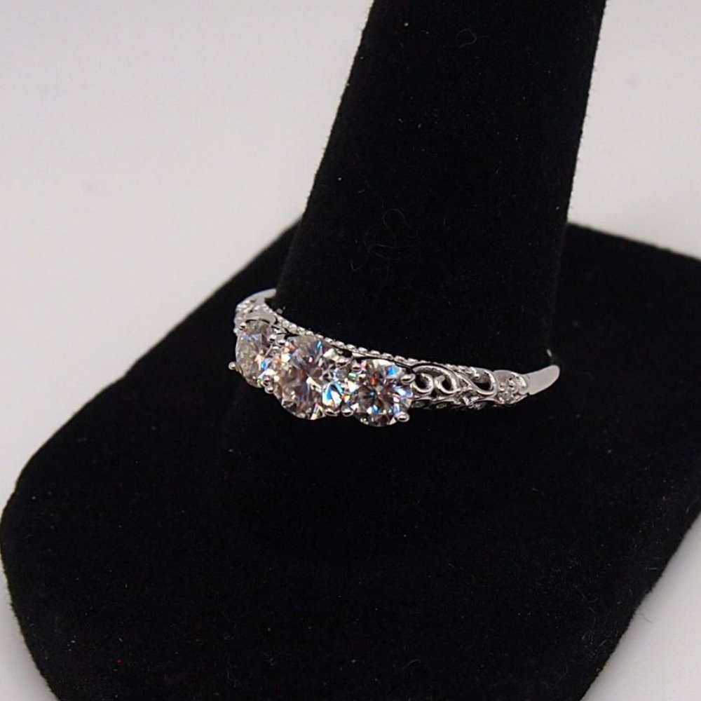 Stunning Petite 3 Stone GRA Certified 1.10Ctw Moissanite Diamond Ring - Picture 9 of 16